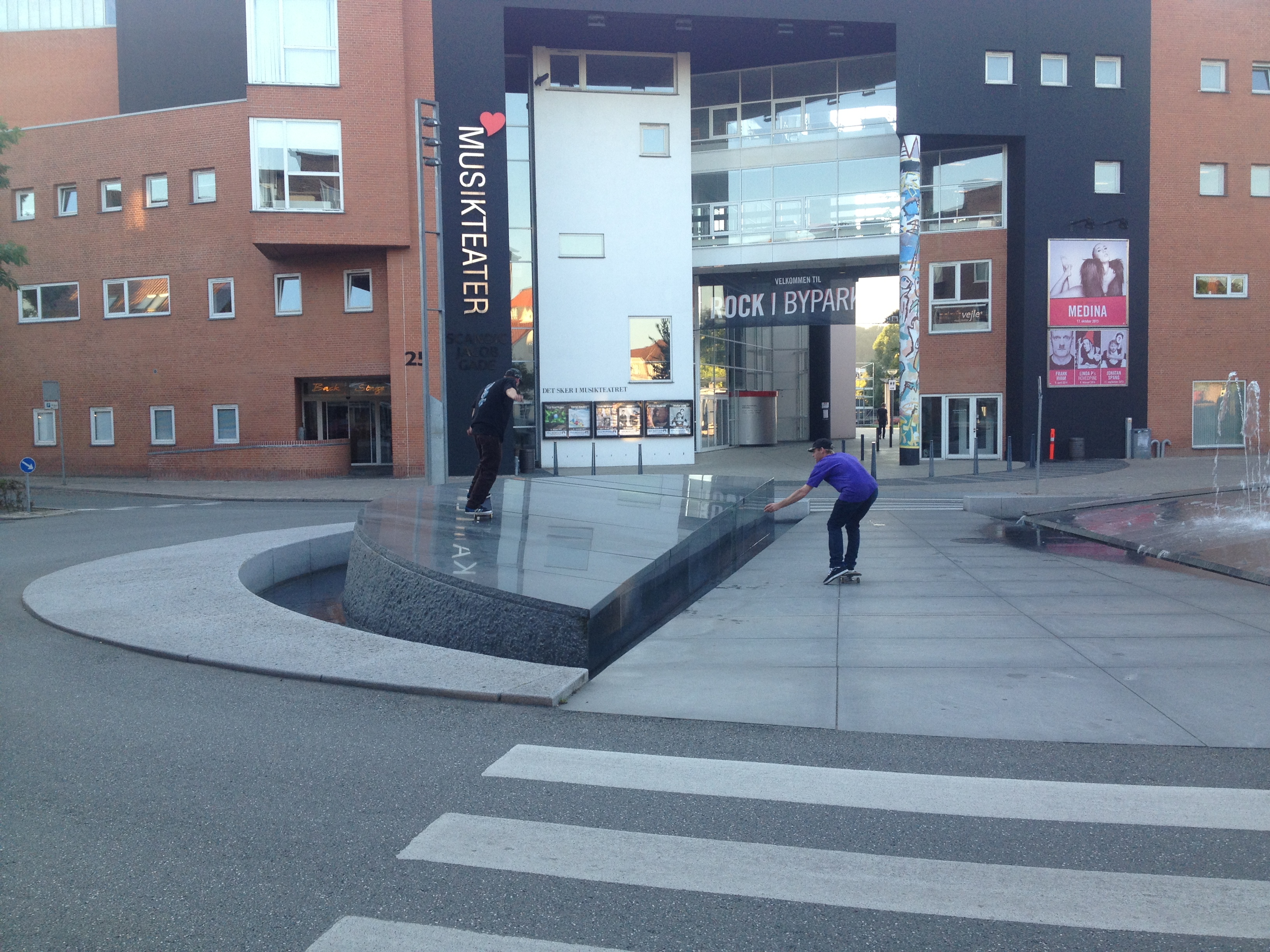 lab skateboard tour til jylland kolding og vejle labforum labcph skateshop lab local skateshop copenhagen streets mads christensen pierre stachurska chris larsson morten eriksen asmus harm benjamin rubæk henrik bønk linden marc andresen bertram kirchert